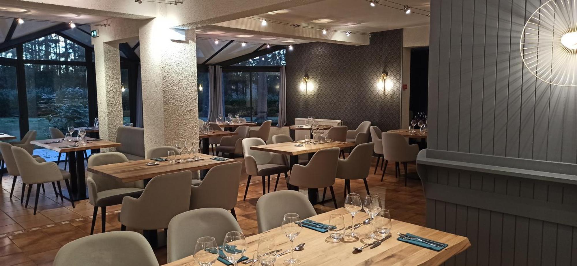 Restaurant Logis La Méridienne Hotel Anglards de Saint Flour